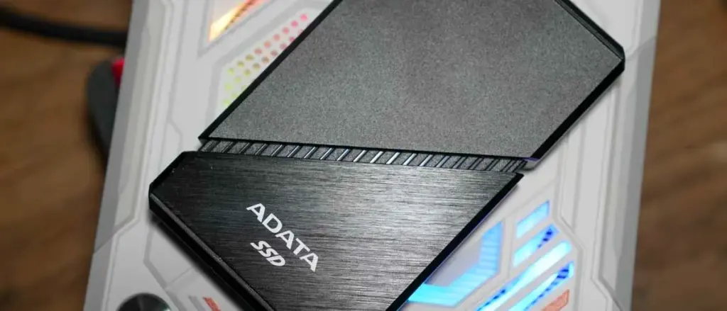 Adata SE920 portable ssd